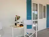 Трёхместный номер Улучшенный с террасой