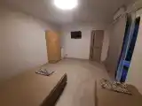 Трёхместный номер со всеми удобствами
