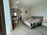Трёхместный номер люкс с видом на море