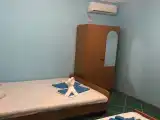 Трёхместный номер номер с балконом и видом на море