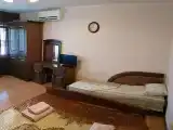 Трёхместный номер люкс с видом на горы
