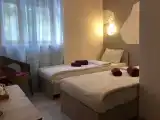 Двухместный номер с 2 отдельными кроватями эконом с видом на горы