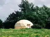 Дом геокупол с видом на Волгу