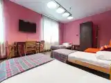 Четырёхместный номер Комфорт трехместный с кухней