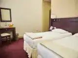 Двухместный номер с 2 отдельными кроватями Economy Frame