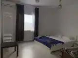 Трёхместный номер Стандарт с видом на сад и горы