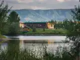 Двухместный номер с 2 отдельными кроватями улучшенный с видом на горы