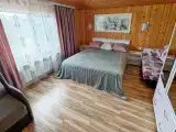 Семейный номер сиреневые апартаменты с 2 спальнями, кондиционером, кухней-гостиной и ванной комнатой