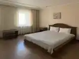 Двухместный номер с 1 кроватью с дополнительной кроватью