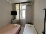 Трёхместный номер с видом на море