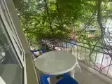 Трёхместный номер с балконом