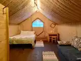 Сафари-тент для четверых с диваном-кроватью