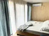 Трёхместный номер эконом с видом на море