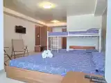 Четырёхместный номер номер с французским балконом и видом на горы