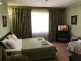 Трёхместный номер стандарт с видом на горы