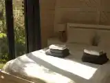 Отдельный дом с гостиной и отдельной спальней