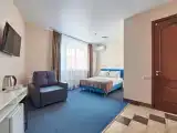 Трёхместный номер делюкс с балконом