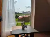 Дом Домик двухуровневый с видом на замок