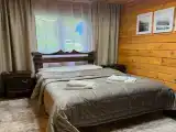 Трёхместный номер стандарт с видом на лес