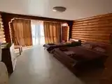 Трёхместный номер с панорамными окнами