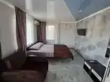 Трёхместный номер улучшенный с видом на горы