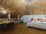 Четырёхместный номер с балконом