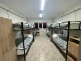 Многоместный смешанный номер койко-место в общем 8-ми местном номере