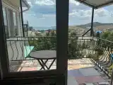 Трёхместный номер стандарт с видом на море