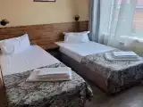 Двухместный номер с 2 отдельными кроватями эконом с видом на горы