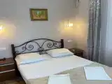 Трёхместный номер с видом на море
