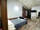 Трёхместный номер улучшенный с видом на город