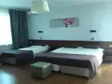 Трёхместный номер стандарт с видом на город