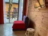 Дом однокомнатный коттедж в тени деревьев № 8
