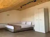 Четырёхместный номер люкс с видом на город