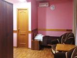 Двухместный номер с 2 отдельными кроватями эконом с частичными удобствами