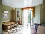 Четырёхместный номер с балконом