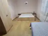 Трёхместный номер с удобствами на этаже