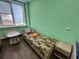 Многоместный мужской номер эконом (душ/туалет общий)