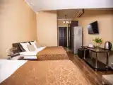 Четырёхместный номер с балконом