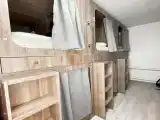 Многоместный смешанный номер Капсульный номер