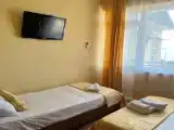 Трёхместный номер стандарт с видом на горы