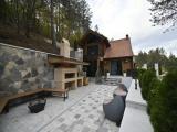 Дом Deluxe Cottage Three Bedrooms