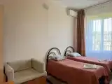 Двухместный номер с 2 отдельными кроватями улучшенный апартамент с диваном 34