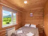 Четырёхместный номер с кухней, Тхач