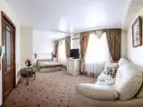Двухместный номер с 1 кроватью Джуниор Сюит