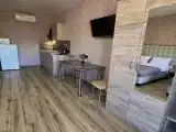 Трёхместный номер люкс с видом на горы