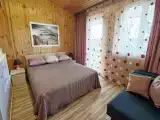 Апартаменты лазурные с 3 спальнями, кондиционером, кухней-гостиной и ванной комнатой