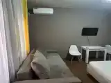Трёхместный номер двухкомнатный с балконом