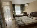 Трёхместный номер стандарт с видом на город