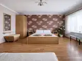 Семейный номер Улучшенный номер с балконом 3 этаж